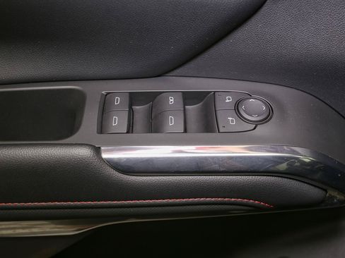 Used 2024 Chevrolet Traverse Z71 AWD/4WD image 39