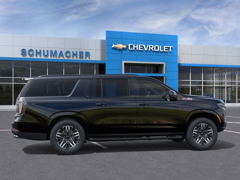 New 2026 Chevrolet Suburban Z71 w/ Z71 Off-Road Package image 5