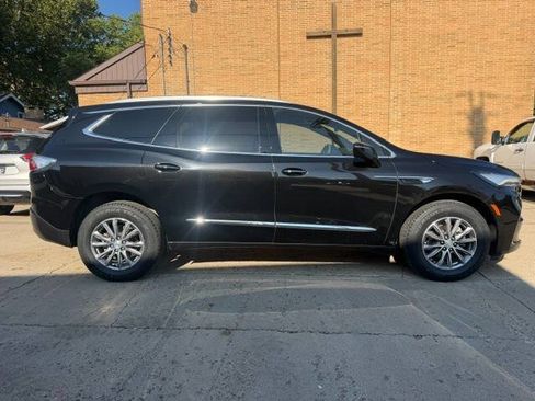 Used 2022 Buick Enclave Essence w/ LPO, Floor Liner Package AWD/4WD image 3
