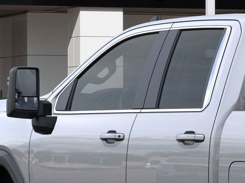 New 2026 GMC Sierra 2500 SLE image 13