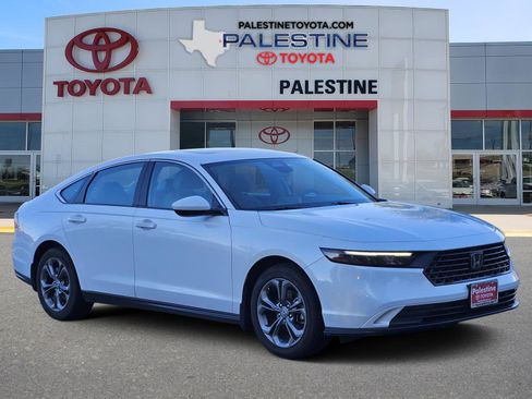 Used 2023 Honda Accord EX image 1