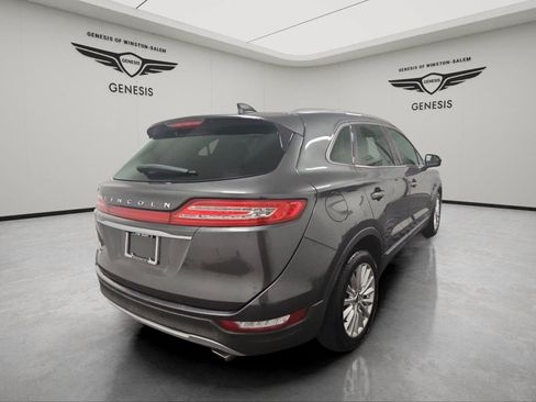 Used 2019 Lincoln MKC Premiere FWD image 5