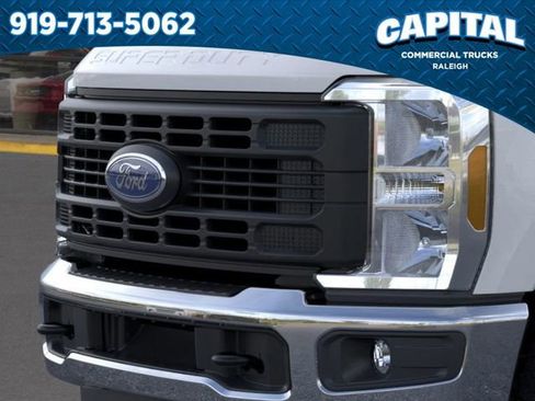 New 2026 Ford F350 XL w/ XL Chrome Package image 17