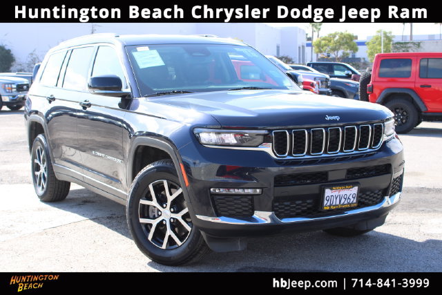 Used 2023 Jeep Grand Cherokee L Limited RWD image 1