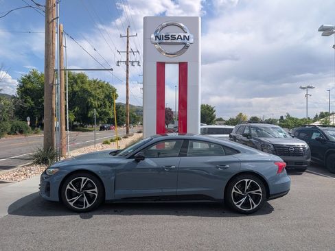 Used 2022 Audi e-tron GT Prestige w/ Prestige Package AWD/4WD image 1