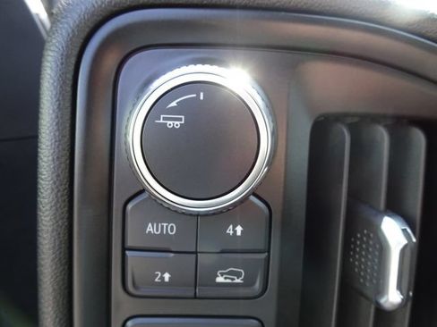 Used 2023 GMC Sierra 1500 Pro w/ Pro Value Package AWD/4WD image 26