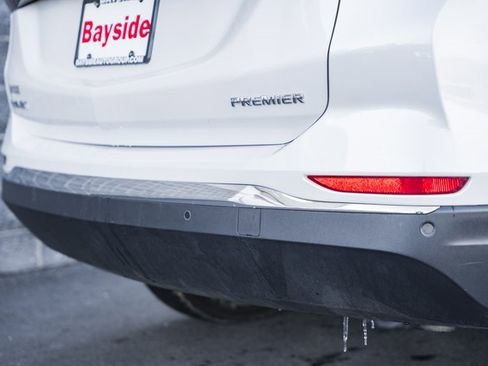 Used 2021 Chevrolet Equinox Premier image 11