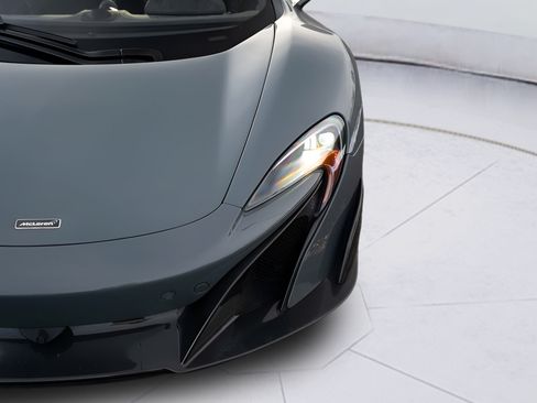 Used 2016 McLaren 675LT Coupe RWD image 18