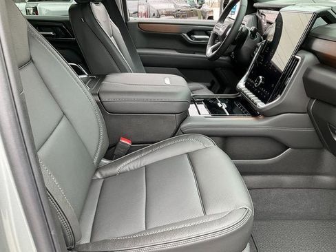 New 2026 GMC Yukon XL Denali image 19