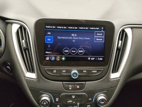 Used 2021 Chevrolet Malibu RS image 25