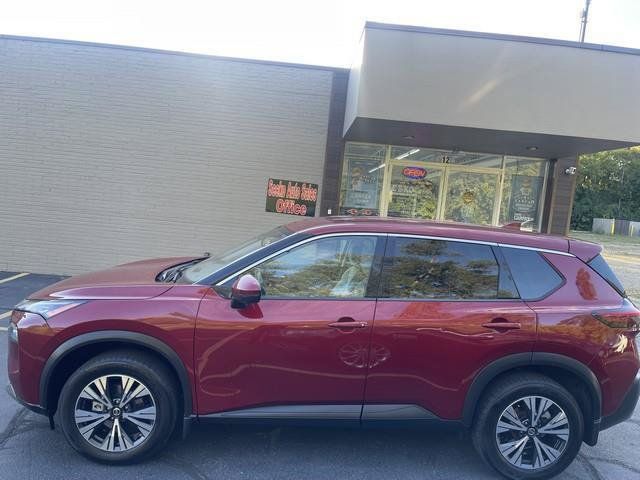 Used 2021 Nissan Rogue SV FWD image 7
