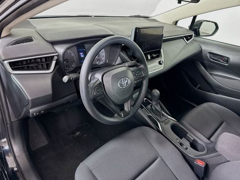 Used 2024 Toyota Corolla LE image 9