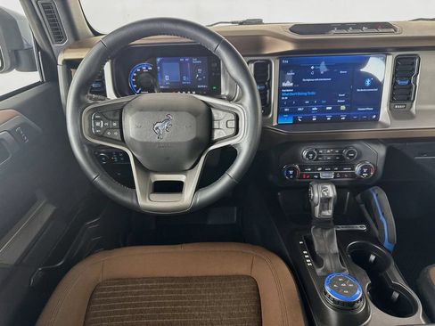 Used 2023 Ford Bronco Outer Banks AWD/4WD image 26