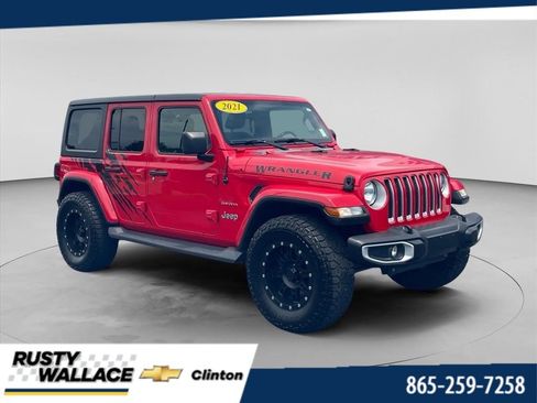 Used 2021 Jeep Wrangler Unlimited Sahara AWD/4WD image 1
