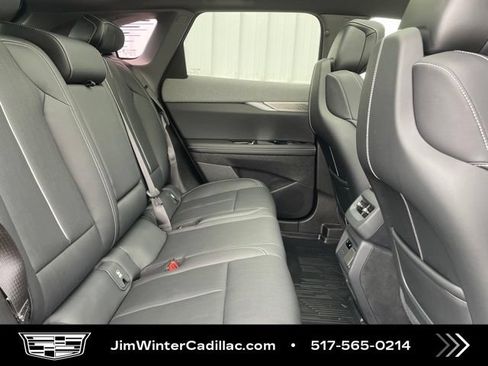 Certified 2025 Cadillac Optiq Sport 2 w/ LPO, Floor Liner Package AWD/4WD image 17