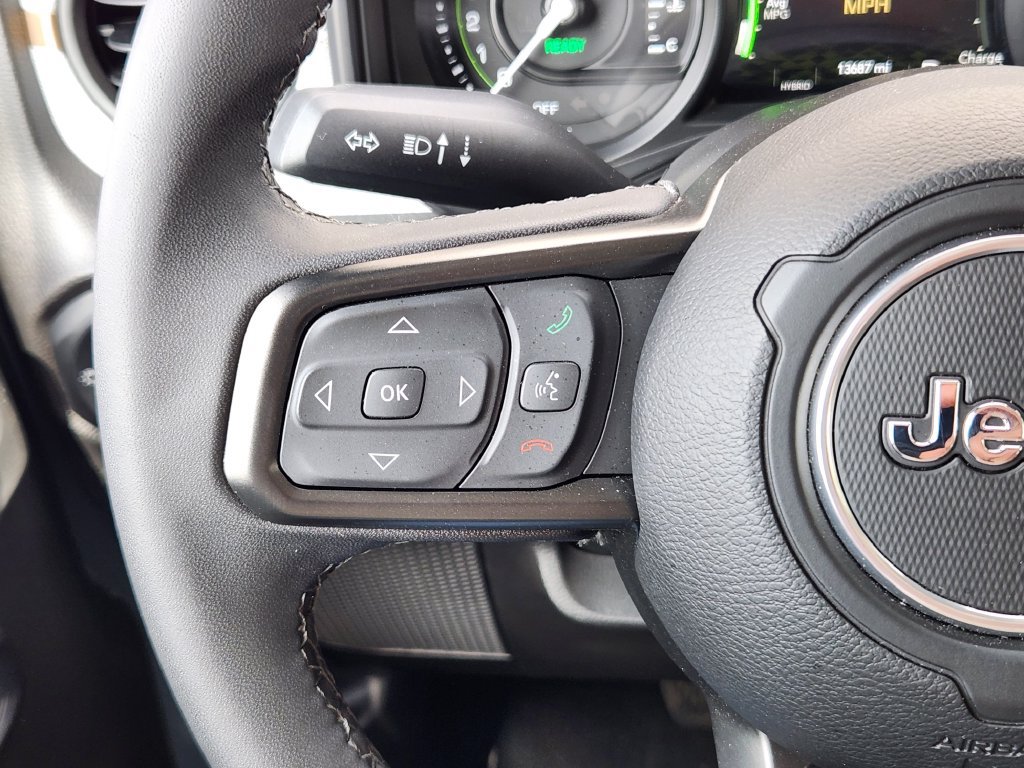 Used 2025 Jeep Wrangler Unlimited Sport S 4xe AWD/4WD image 18