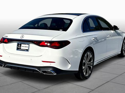 Used 2025 Mercedes-Benz E 350 Sedan image 11