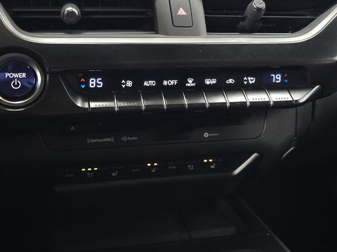 Used 2019 Lexus UX 250h image 29