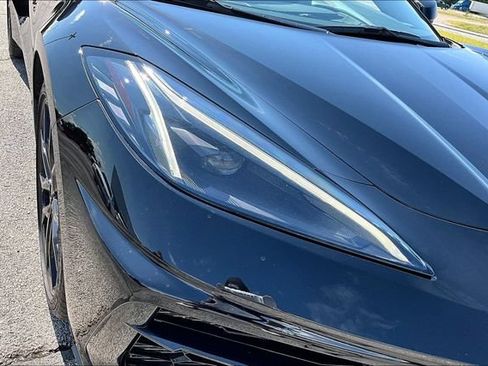 Used 2023 Chevrolet Corvette Stingray Coupe w/ Z51 Performance Package RWD image 29