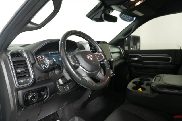 Used 2024 RAM 2500 Big Horn w/ Night Edition AWD/4WD image 25