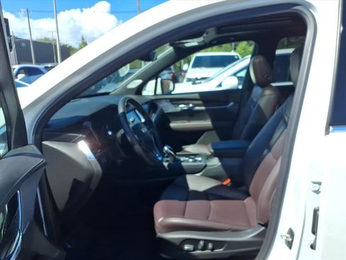 Certified 2021 Cadillac XT6 Premium Luxury image 22