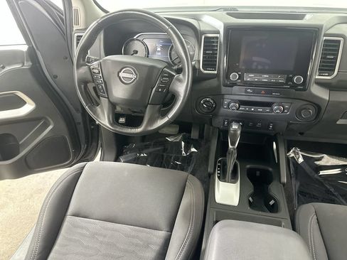 Used 2023 Nissan Frontier SV w/ SV Convenience Package AWD/4WD image 17