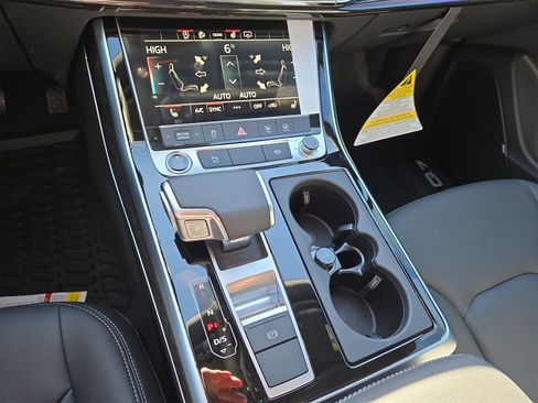 New 2026 Audi Q7 3.0T Premium image 22