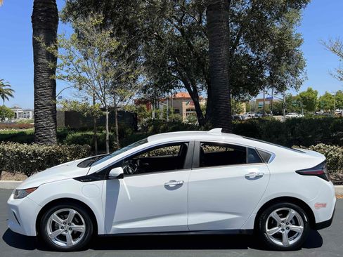 Used 2019 Chevrolet Volt LT FWD image 20