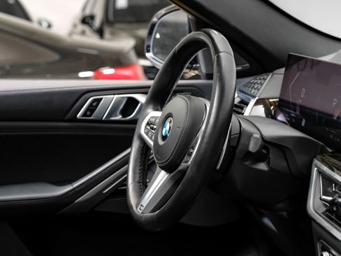 Used 2025 BMW X6 xDrive40i image 18