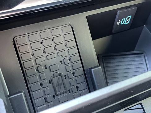 New 2025 Ford F350 Platinum image 12