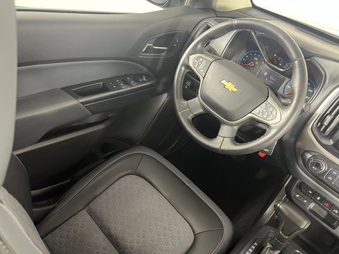Used 2020 Chevrolet Colorado Z71 image 9