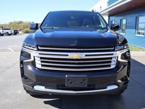 Used 2021 Chevrolet Suburban High Country w/ Premium Package image 4