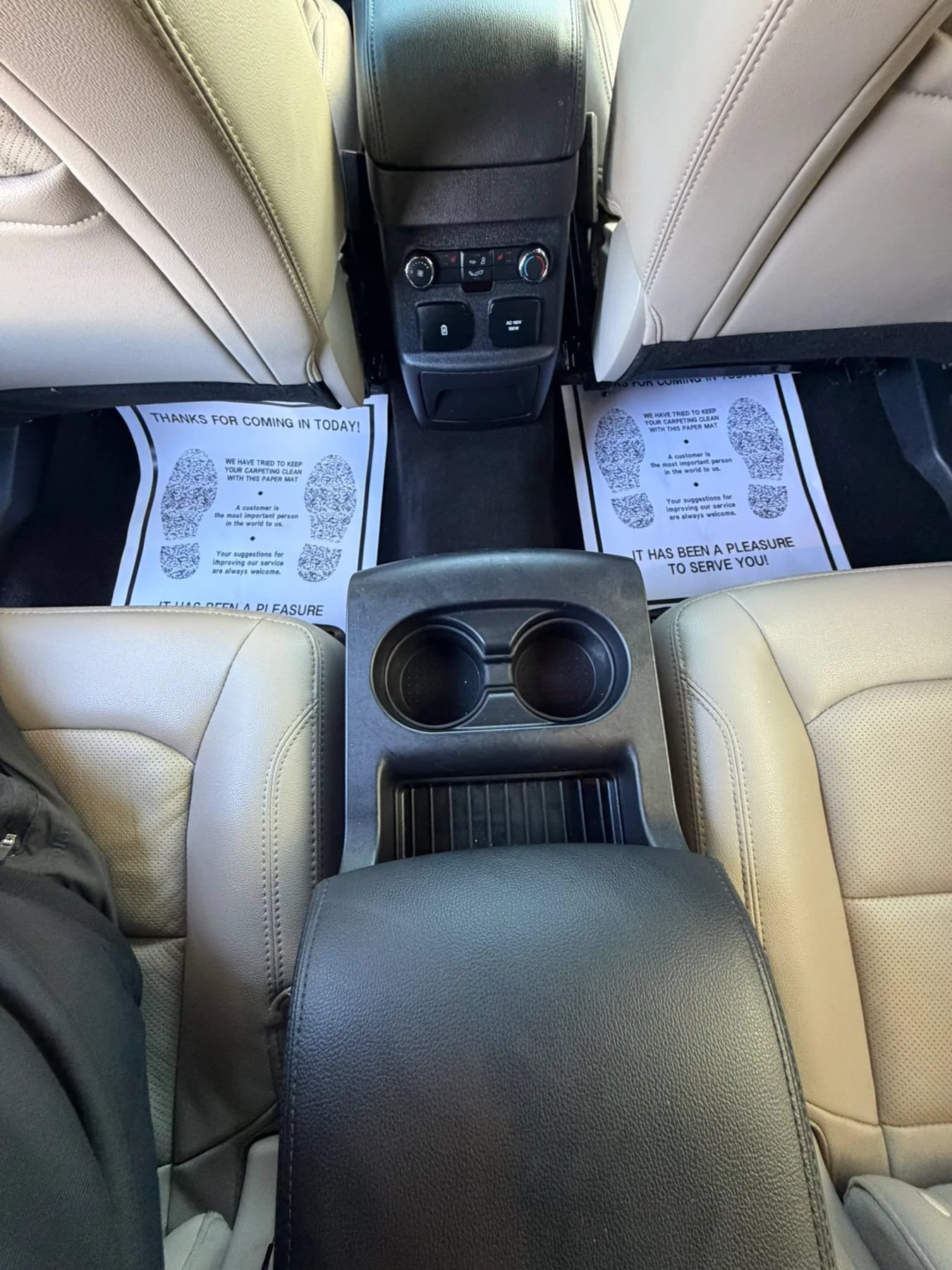 Used 2019 Ford Explorer Limited w/ Ford Safe & Smart Package FWD image 19