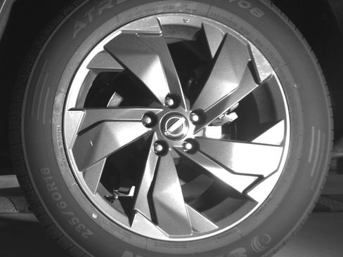 Used 2025 Nissan Rogue SV image 14