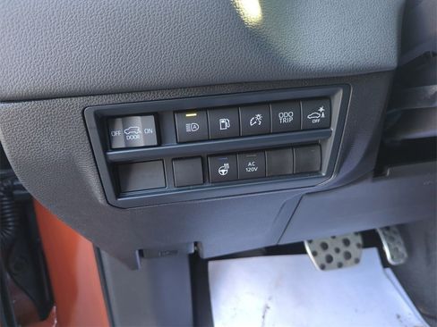 Used 2025 Toyota Sequoia Limited w/ TRD Off-Road Package image 20