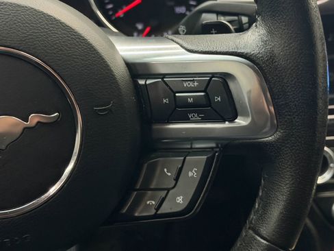 Used 2015 Ford Mustang Coupe image 21