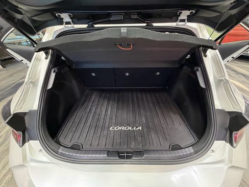 Used 2019 Toyota Corolla SE FWD image 43
