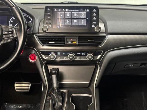 Used 2020 Honda Accord Sport image 16