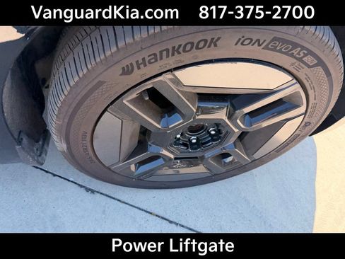 Used 2024 Kia EV9 GT-Line AWD/4WD image 11