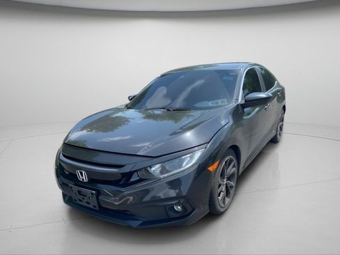 Used 2020 Honda Civic Sport image 2