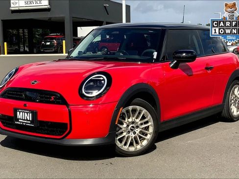Used 2025 MINI Cooper S image 2