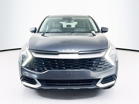 Used 2023 Kia Sportage EX image 2