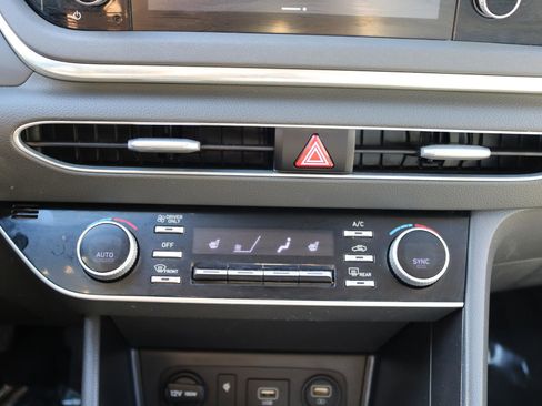 Used 2021 Hyundai Sonata SEL FWD image 36