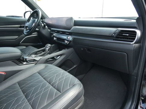 Used 2023 Kia Telluride SX Prestige X-Pro AWD/4WD image 14