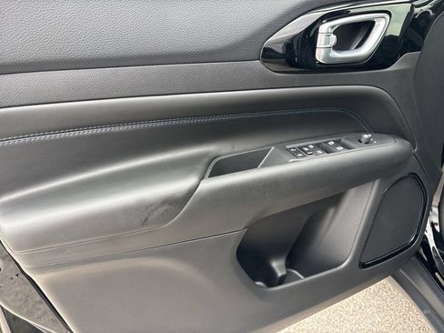 New 2026 Jeep Compass Latitude AWD/4WD image 10