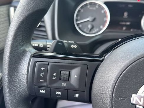 Certified 2023 Nissan Rogue SV AWD/4WD image 29