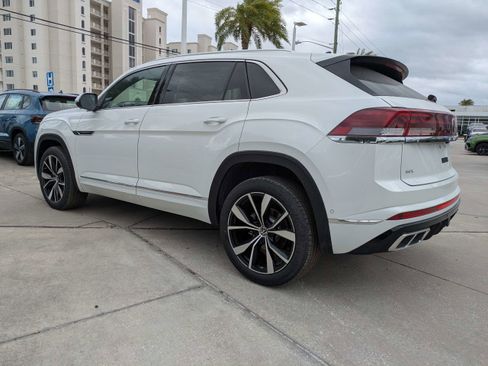 New 2026 Volkswagen Atlas Cross Sport SEL Premium R-Line image 6