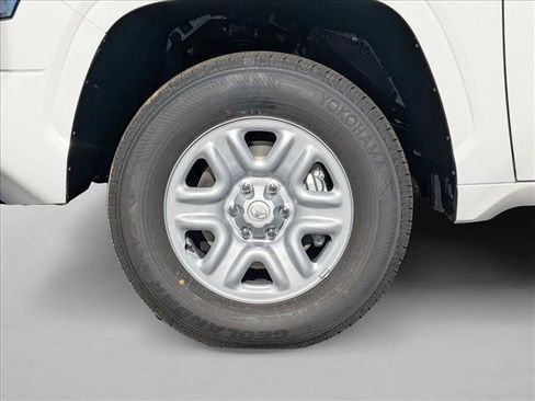 New 2026 Toyota Tundra SR image 10