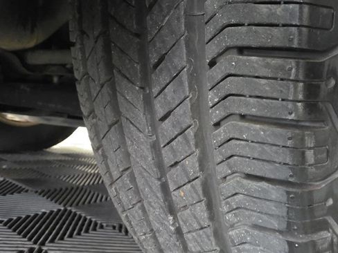 Used 2011 Ford Escape XLT FWD image 25