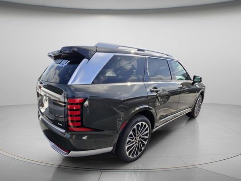New 2026 Hyundai Palisade Calligraphy FWD image 4